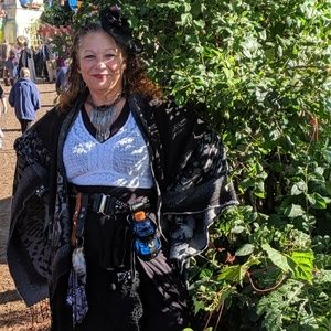 Meet your Posher, Cindy